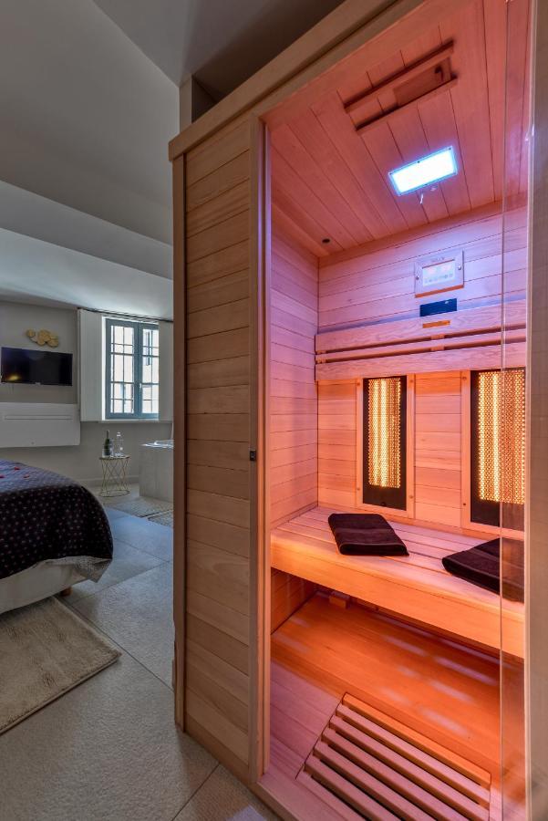 Les Gites De Laure - O Lit Divin, Instant De Volupte, Balneo Sauna, Climatisation, Netflix, 160M De La Cite Medievale Καρκασόν Εξωτερικό φωτογραφία