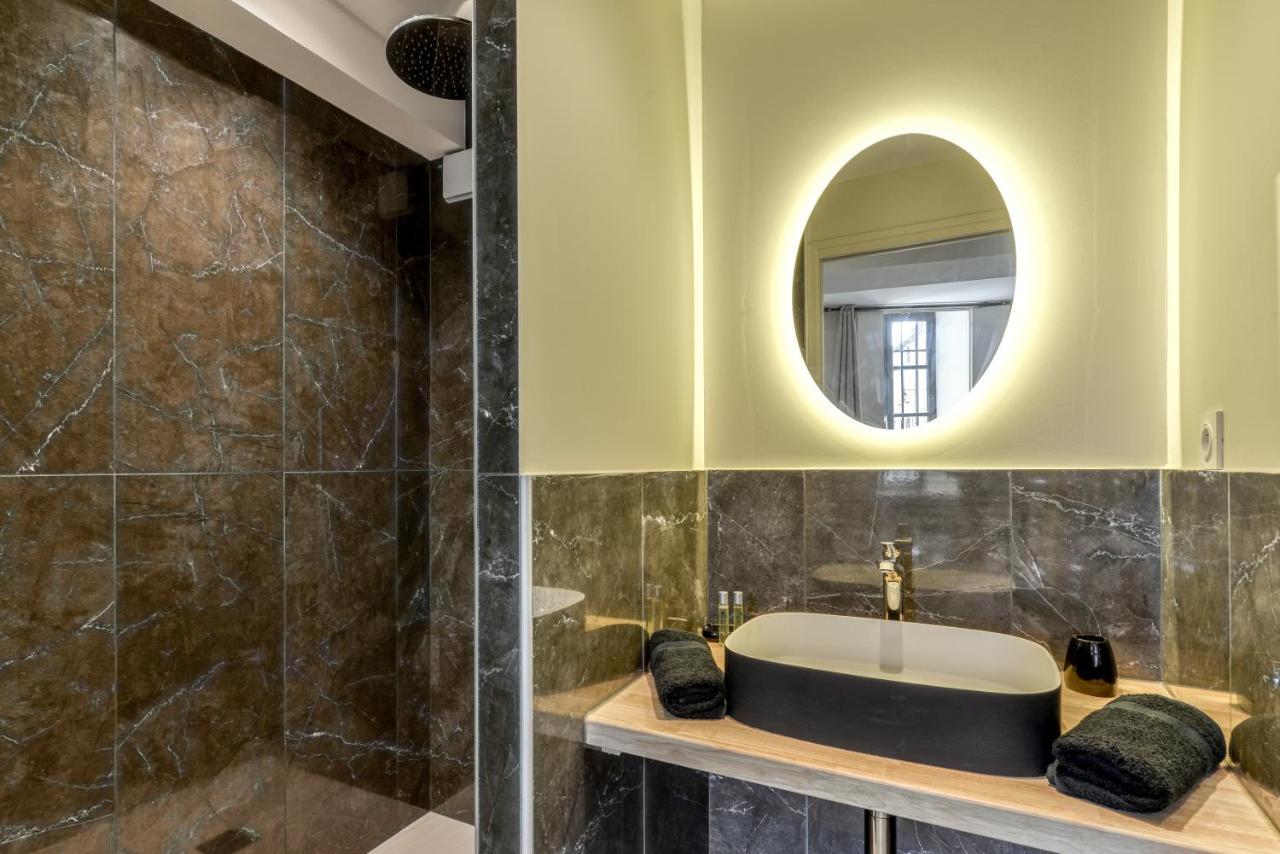 Les Gites De Laure - O Lit Divin, Instant De Volupte, Balneo Sauna, Climatisation, Netflix, 160M De La Cite Medievale Καρκασόν Εξωτερικό φωτογραφία